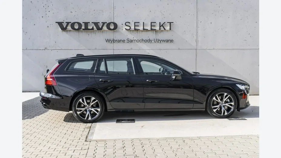 VOLVO V60 -
