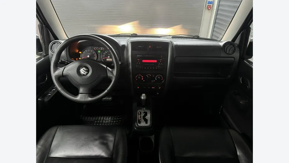 SUZUKI Jimny -