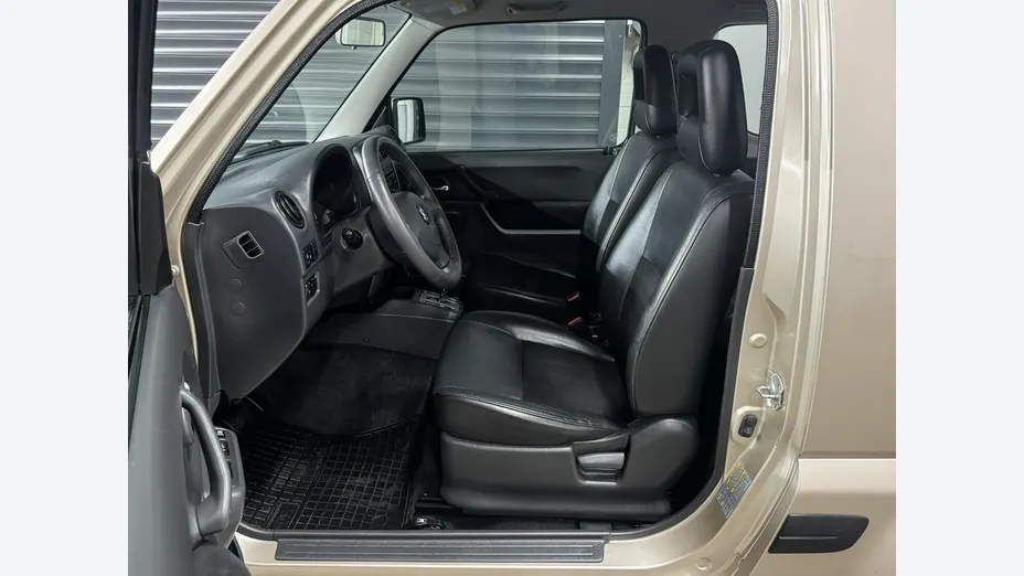 SUZUKI Jimny -