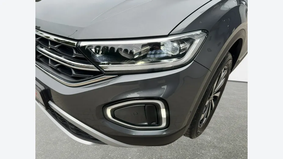 VOLKSWAGEN T-ROC -