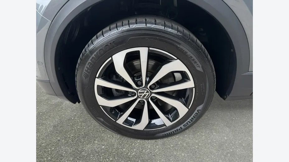 VOLKSWAGEN T-ROC -
