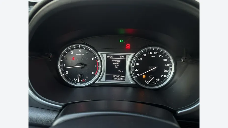SUZUKI Vitara -