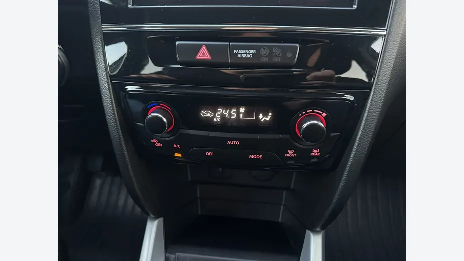 SUZUKI Vitara -