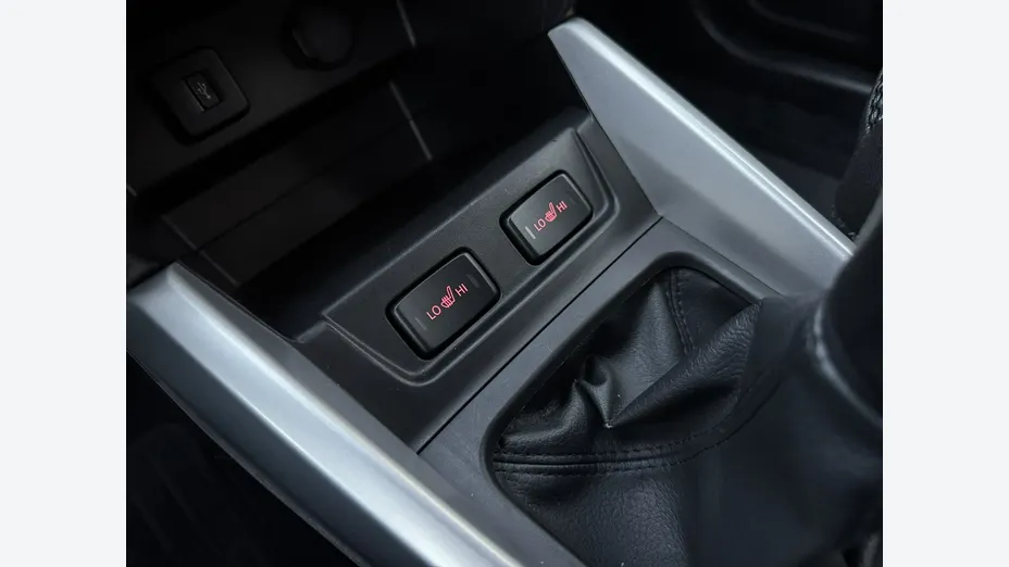 SUZUKI Vitara -