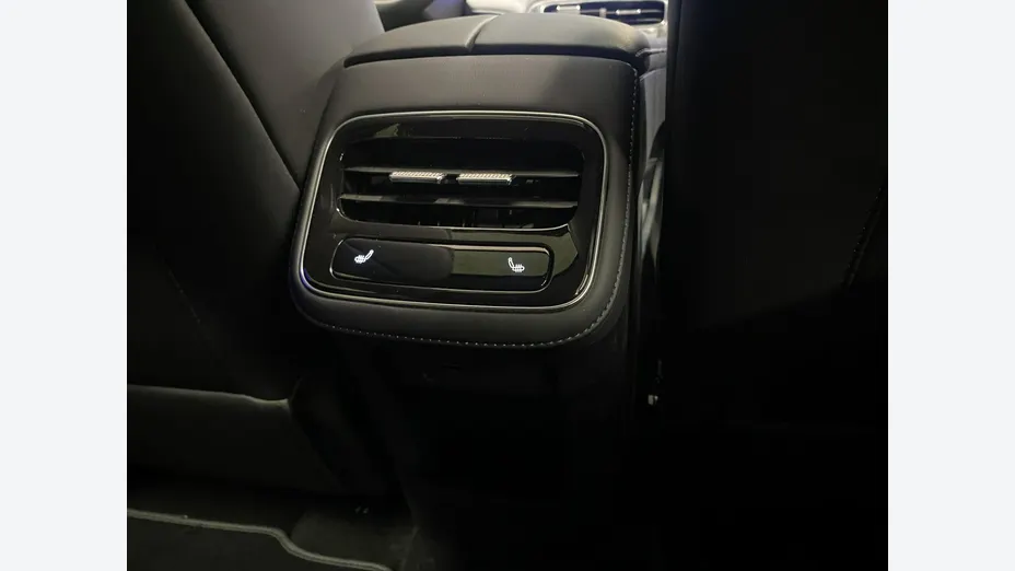 CHERY Tiggo 8 -