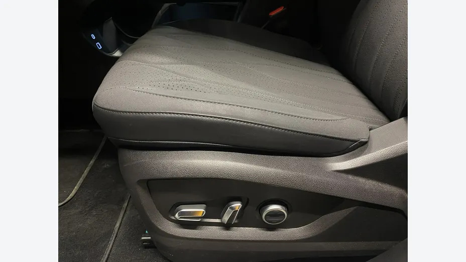 CHERY Tiggo 8 -