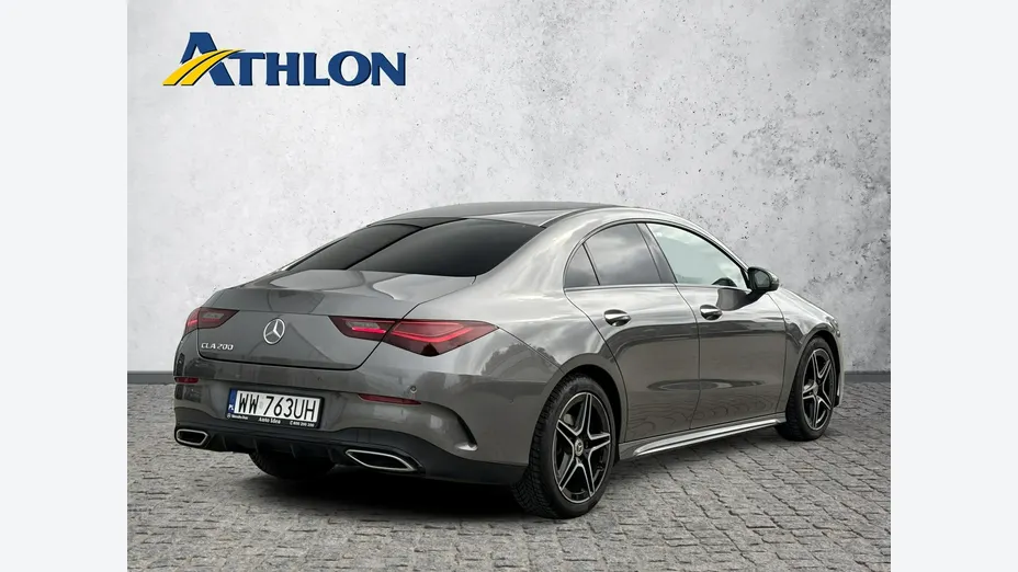 MERCEDES-BENZ CLA -
