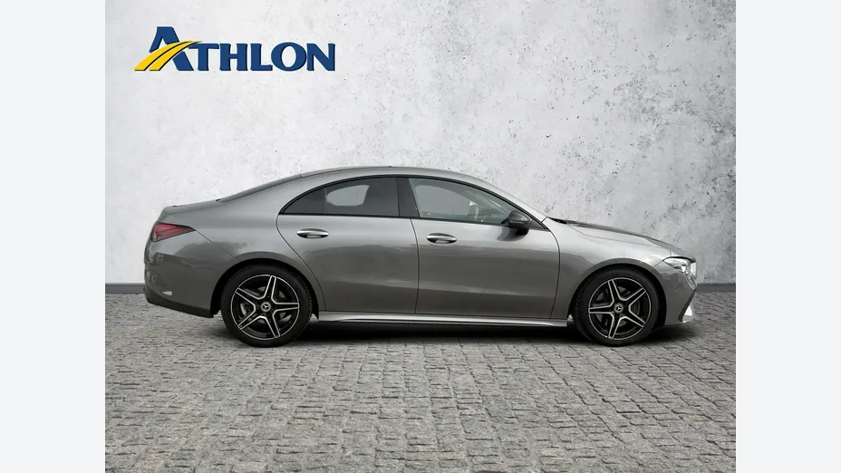 MERCEDES-BENZ CLA -