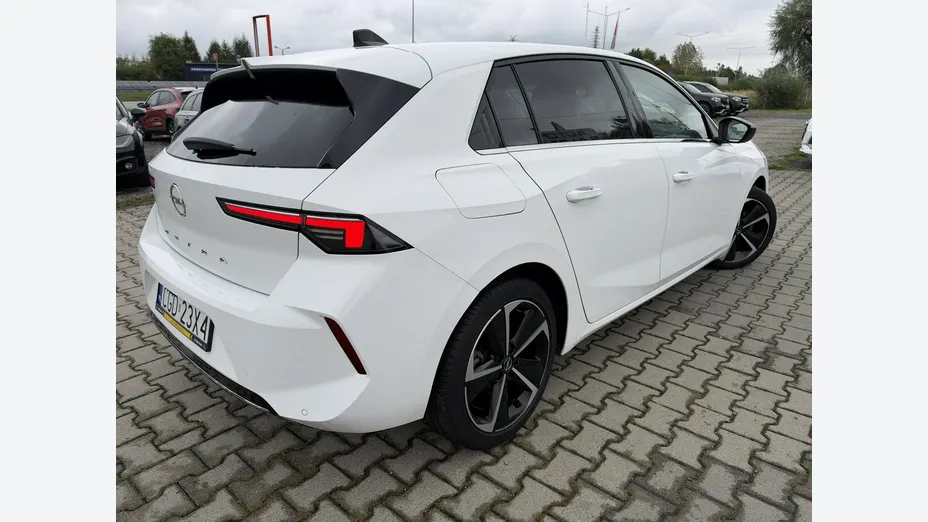 OPEL Astra -