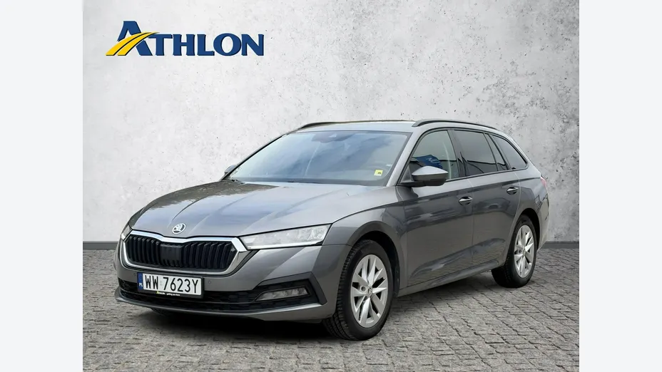 SKODA Octavia -