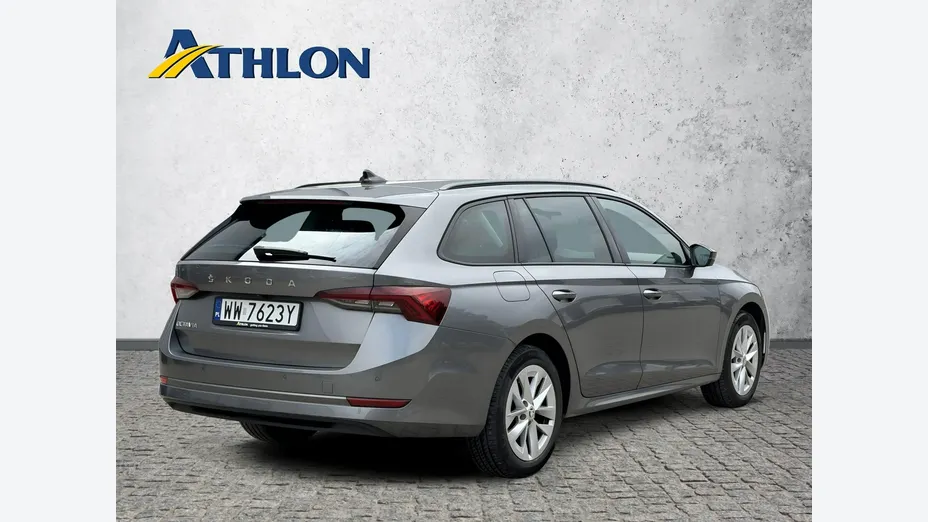 SKODA Octavia -