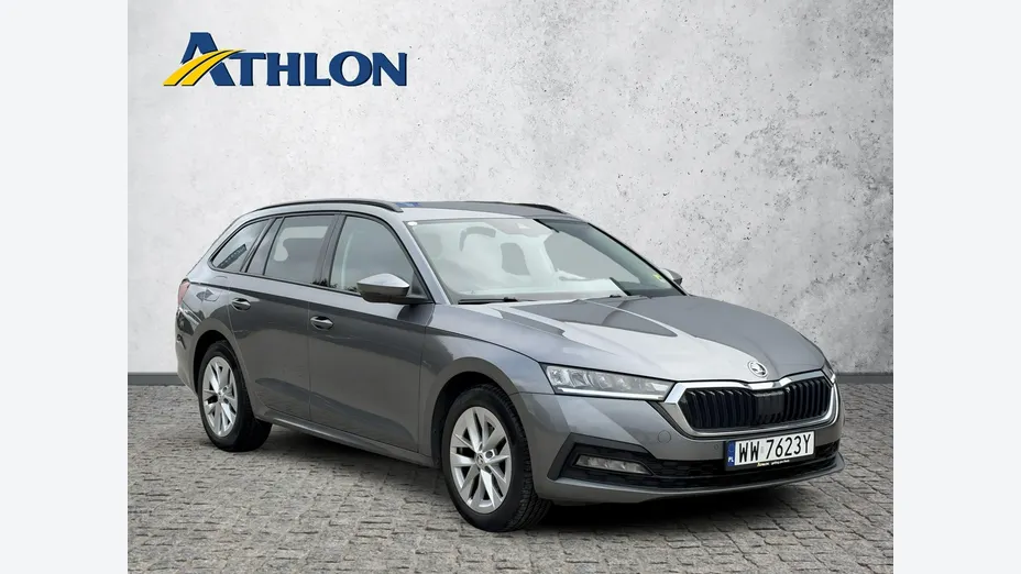 SKODA Octavia -