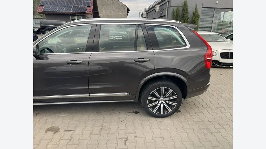 VOLVO XC90 -