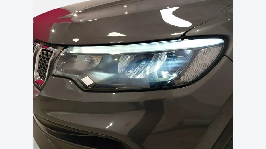 JEEP Compass -