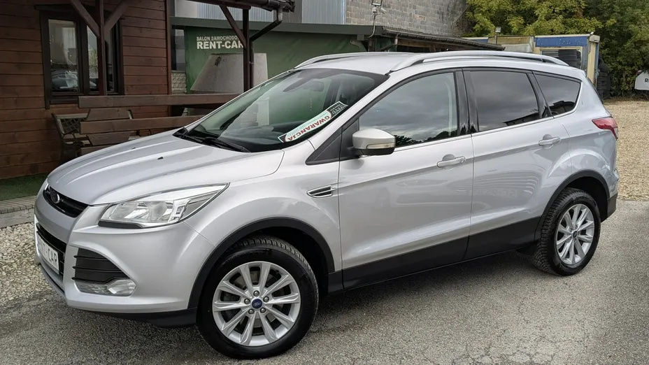FORD Kuga -