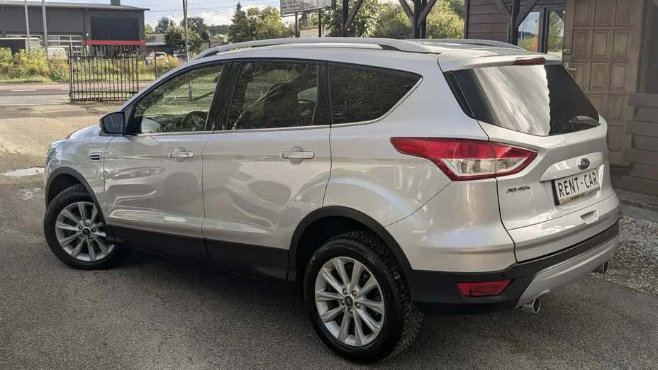 FORD Kuga -