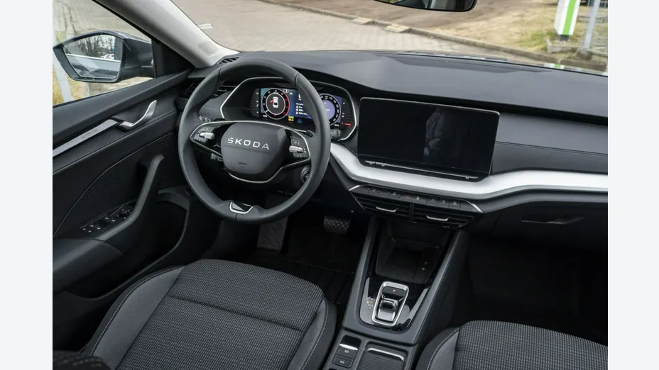 SKODA Octavia -