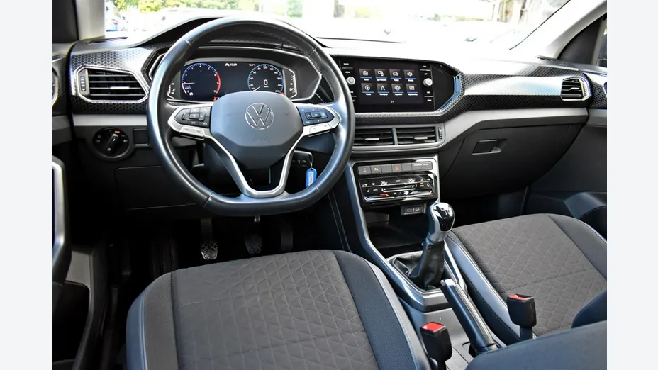 VOLKSWAGEN T-Cross -