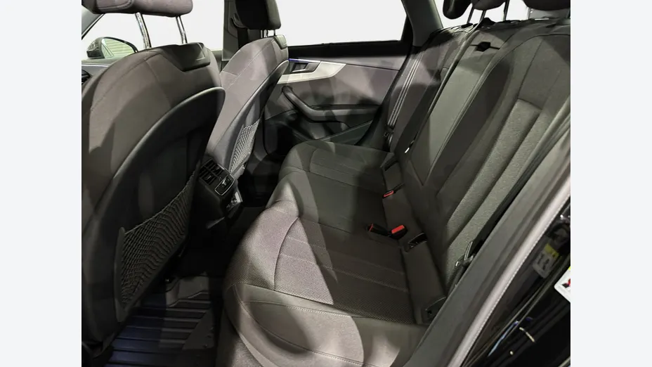 AUDI A4 A4 40 TFSI mHEV Advanced S tronic