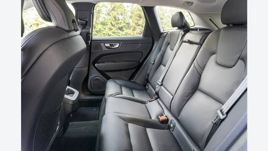 VOLVO XC60 -