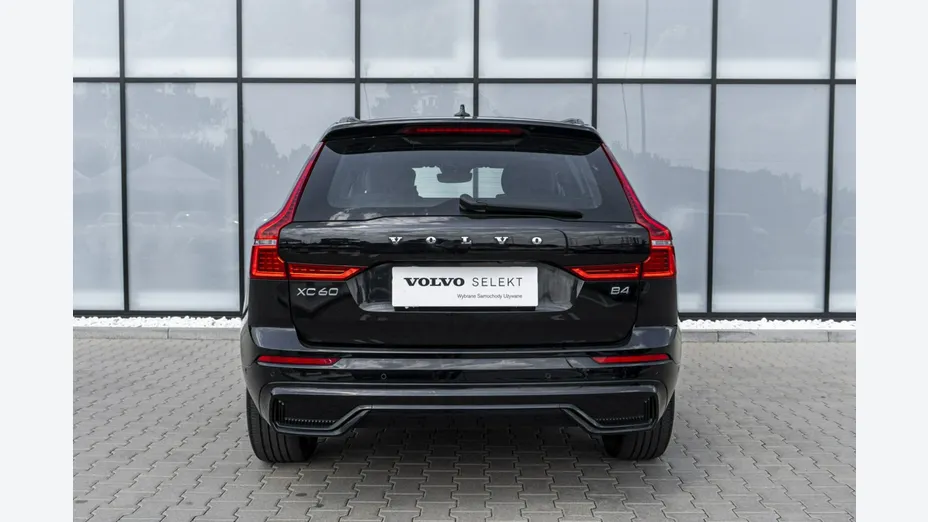 VOLVO XC60 -