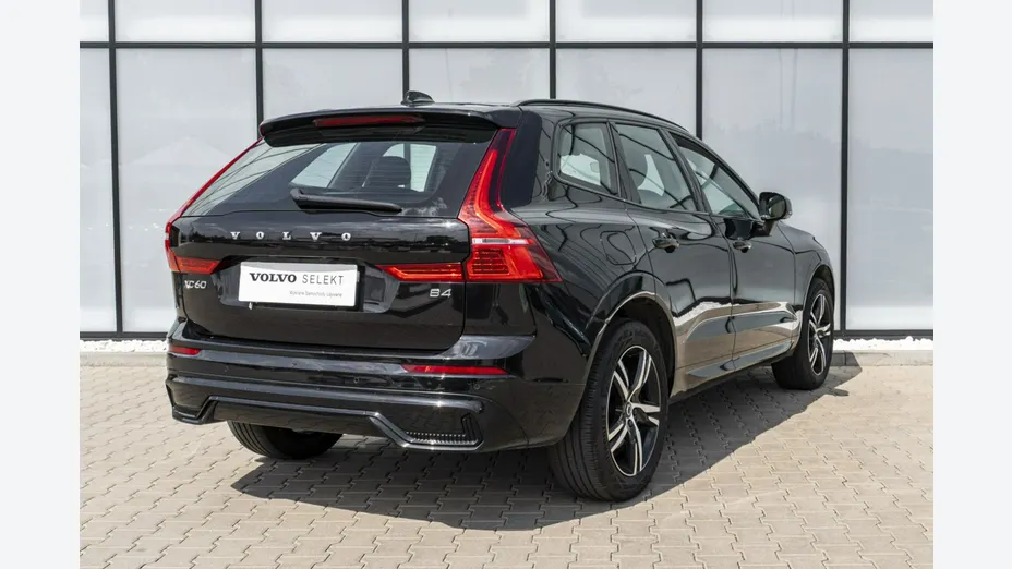 VOLVO XC60 -