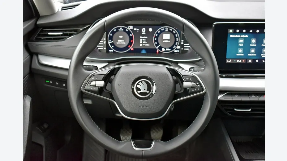 SKODA Octavia -