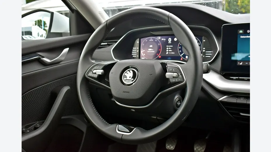 SKODA Octavia -