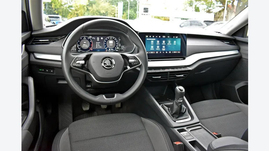 SKODA Octavia -