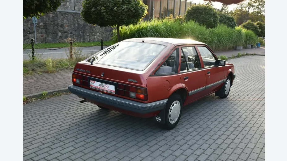 OPEL Ascona -