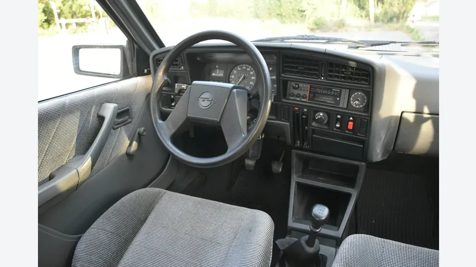 OPEL Ascona -