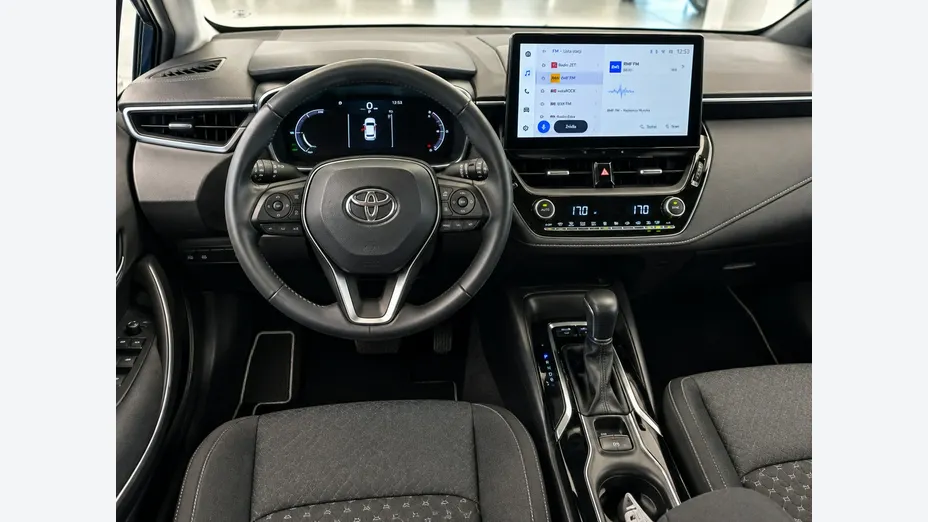 TOYOTA Corolla -