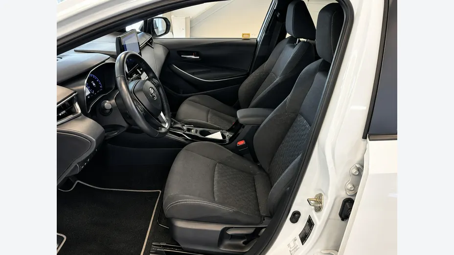 TOYOTA Corolla -