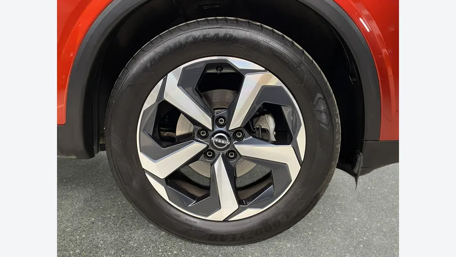 NISSAN Qashqai -