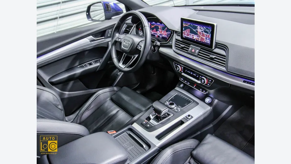 AUDI Q5 -