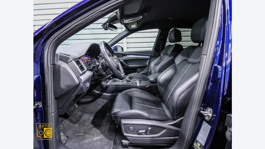 AUDI Q5 -