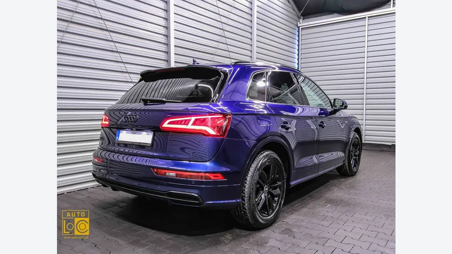 AUDI Q5 -