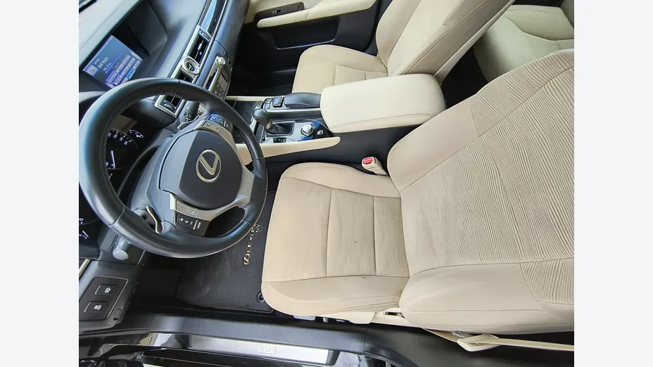 LEXUS GS -