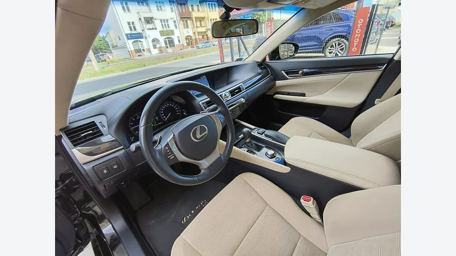 LEXUS GS -