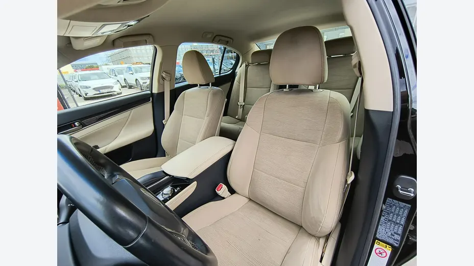 LEXUS GS -