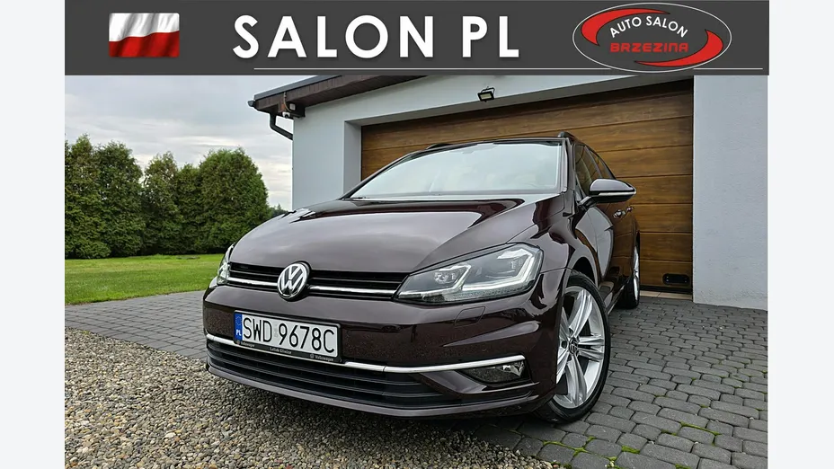 VOLKSWAGEN Golf -