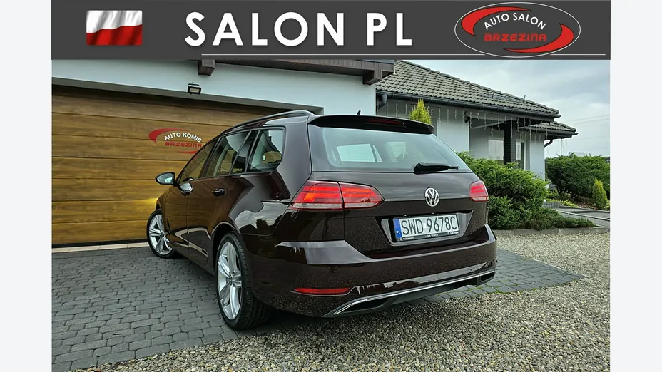 VOLKSWAGEN Golf -