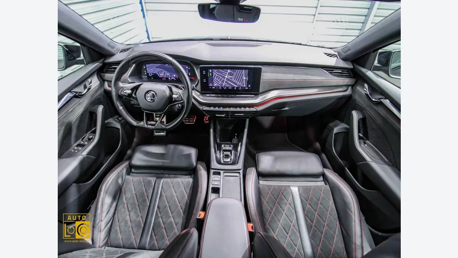 SKODA Octavia -