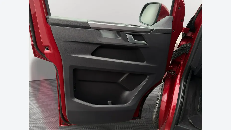 VOLKSWAGEN Multivan -