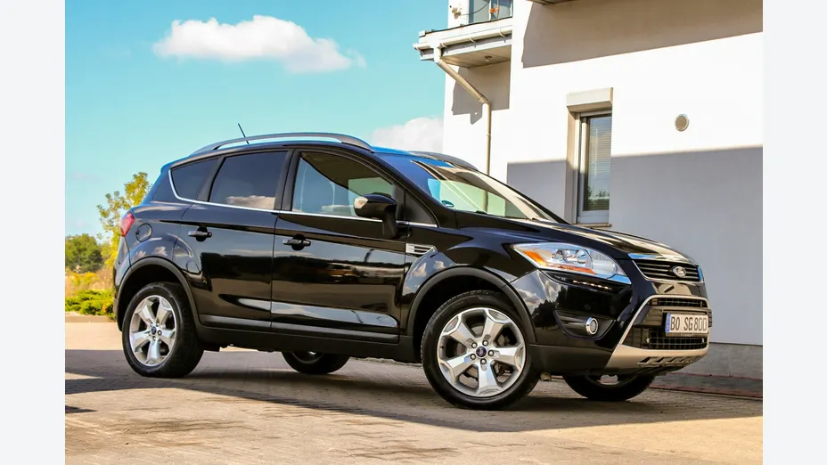 FORD Kuga -
