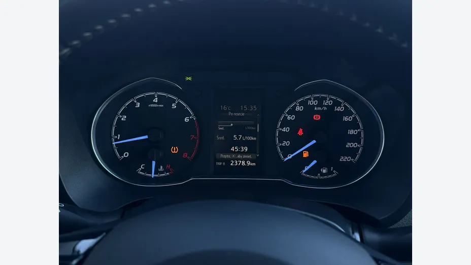 TOYOTA Yaris -