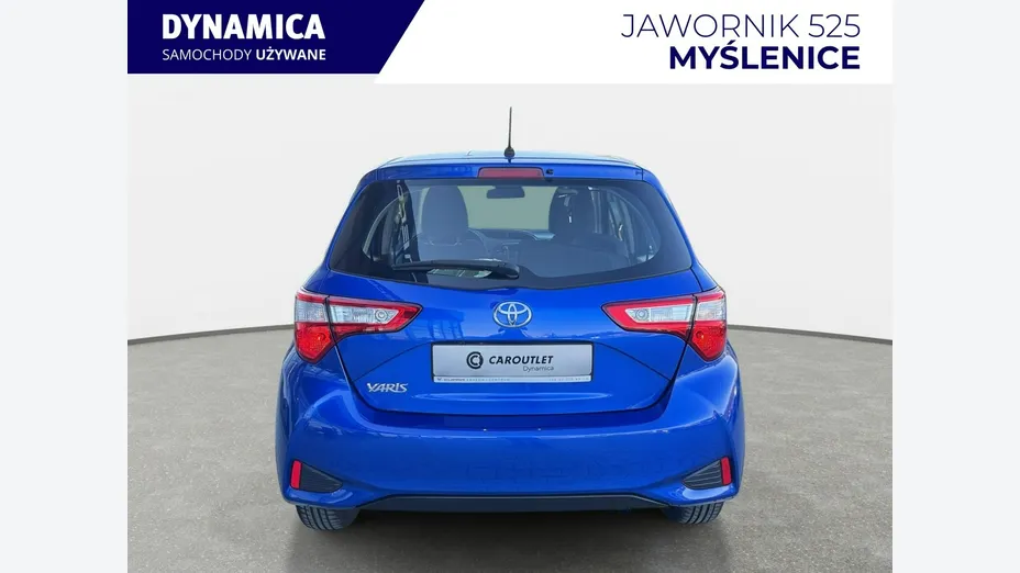 TOYOTA Yaris -