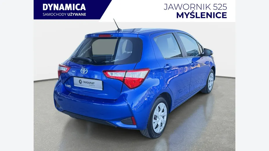 TOYOTA Yaris -