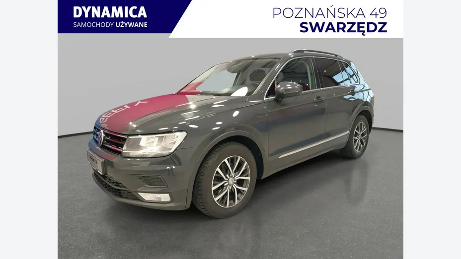 VOLKSWAGEN Tiguan -