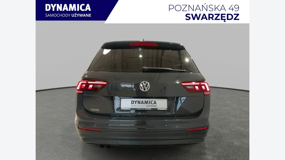 VOLKSWAGEN Tiguan -